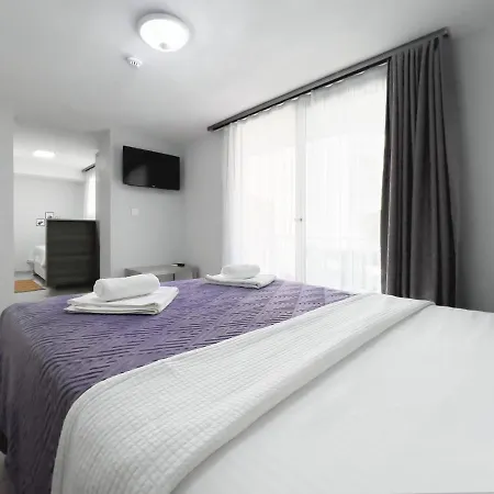 Azize 4* İzmir