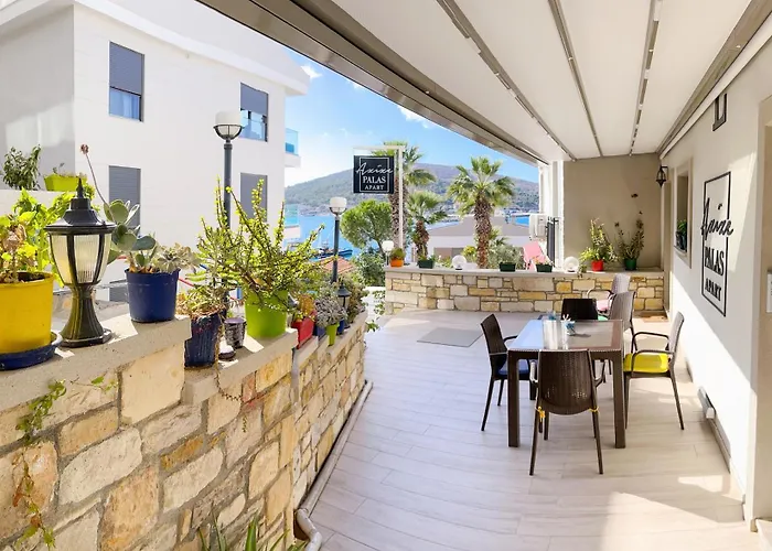 Hotel de apartamente Azize