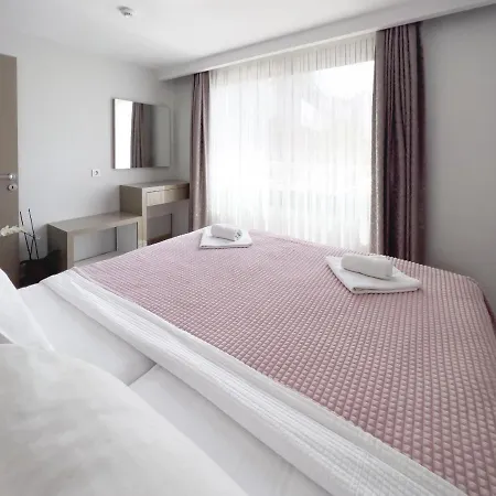 Hotel apartamentowy Azize